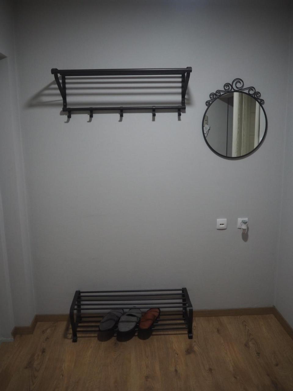 Apartment Marija 斯雷姆斯卡米特罗维察 外观 照片